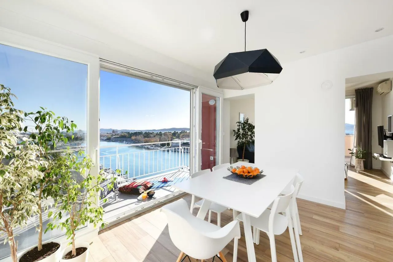 Apartment Penthouse Dolcevita Zadar
